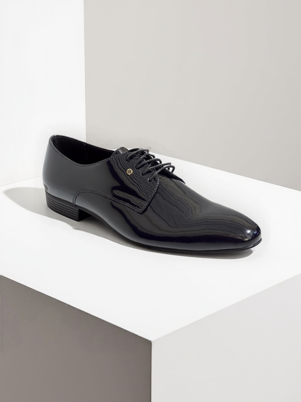 Black Cavallo Shoe