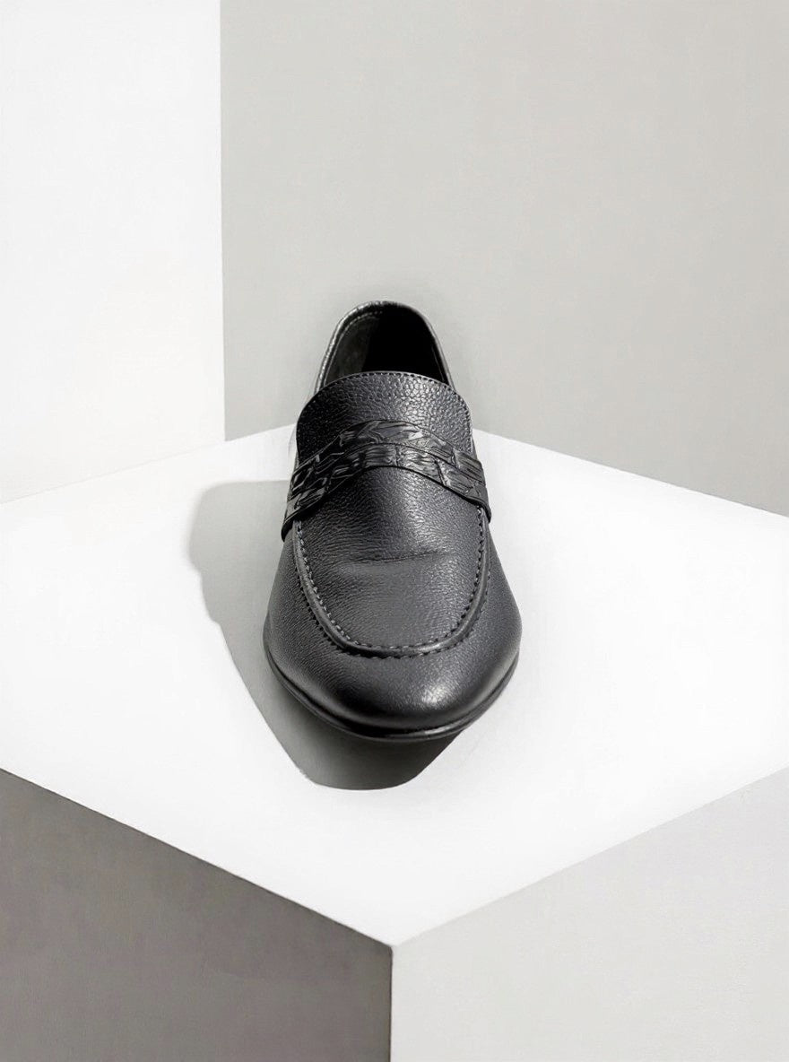 Black Maroque Loafer
