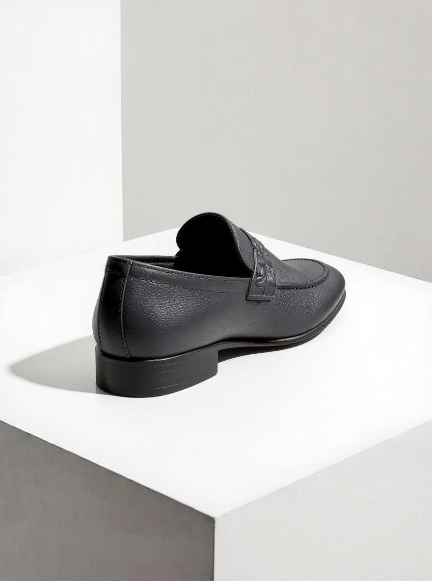 Black Maroque Loafer