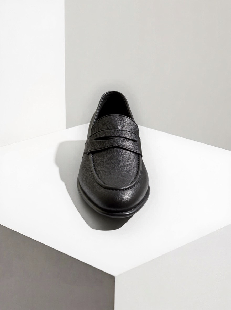 Black Marquis Loafer