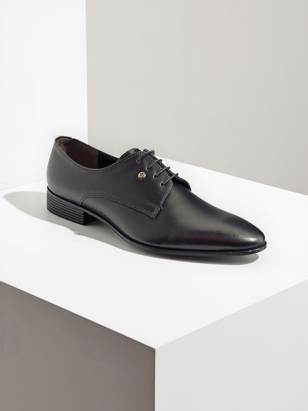 Black Monarch Shoe