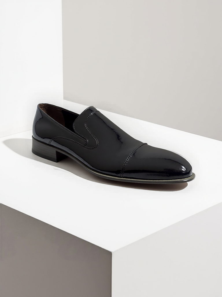 Black Vanta Loafer
