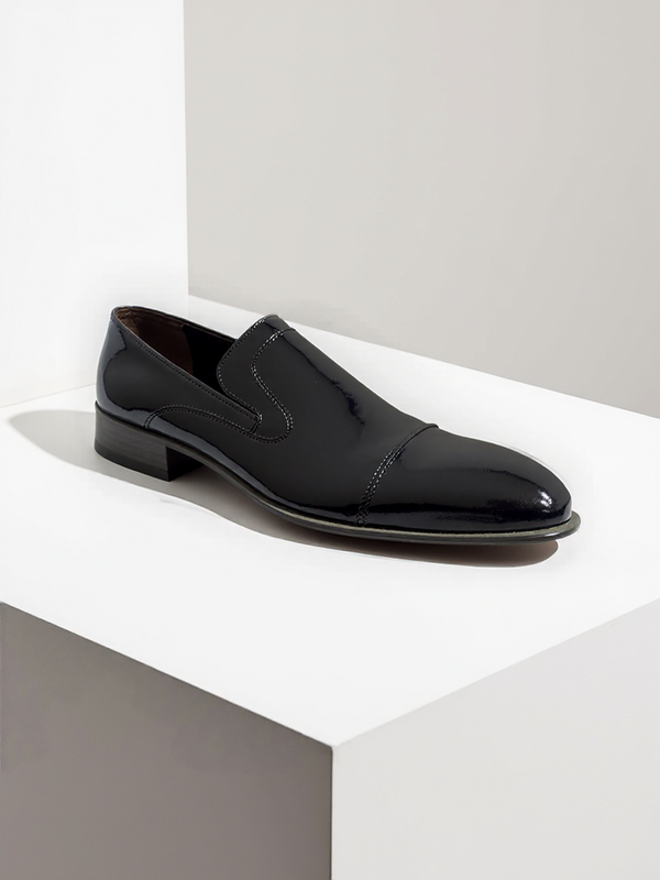 Black Vanta Loafer